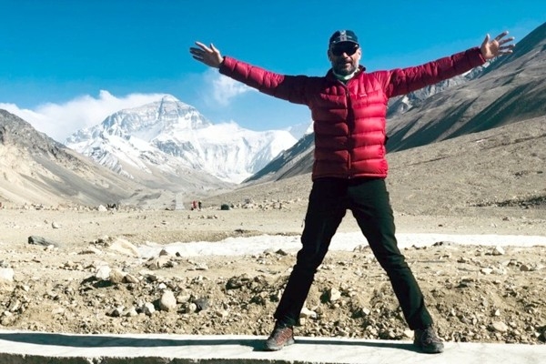 Dzimšanas diena (18.03): Arno Ter‑Sakovs – «Alida Tūrs» dibinātājs un Latvijas vārda nesējs pasaules augstākajās virsotnēs