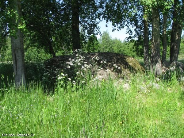 Mednu-laukakmens Medņu laukakmens