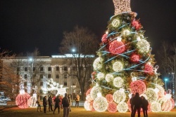 Atpūtas un ceļojumu piedāvājumi 23.12.2024 - 31.12.2024 Ziemassvētku rotājumi Liepājas reģiona TIB