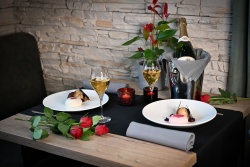 Atpūtas un ceļojumu piedāvājumi 06.02.2026 - 12.02.2026 Valentīndiena Hercogās vakariņas Hercogs Mārupe