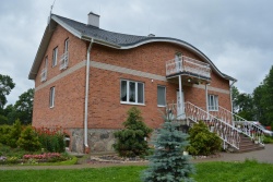 Viesu māja “Kalnu pūpoli” Augšdaugavas novada Tūrisma nodaļa