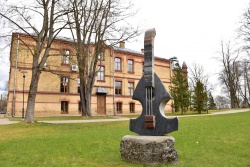 Atpūtas un ceļojumu piedāvājumi 13.04.2026 - 19.04.2026 Radošā meistarklase “Mandalu aušana” Valmieras novada Tūrisma pārvalde