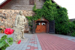 Viesu māja “Pie vecā kalēja” Augšdaugavas novada Tūrisma nodaļa