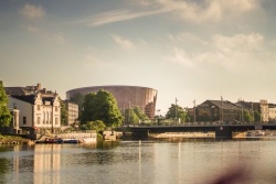 Pastaigas vecpilsētā gida pavadībā