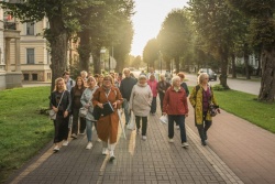 Atpūtas un ceļojumu piedāvājumi 22.09.2026 - 29.09.2026 Tiksimies Rožu laukumā! Liepaja.travel