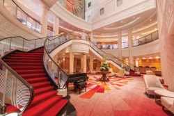 ATLAIDES Premium klases kruīziem ar Cunard