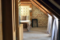 Izbaudi greznību zem sijām! Dome Hotel