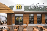 Investējot vairāk nekā pusmiljonu eiro, McDonalds atklāj rekonstruētu restorānu un jaunu McCafe