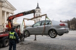Neatradi savu auto? Viļņā evakuē tūkstošiem spēkratu