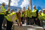 «LIDO mājas» pamatos svinīgi iemūrēta laika kapsula – jaunajā kompleksā investēs vairāk nekā 30 miljonus eiro 